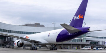FedEx 77750th delivery/watercannon/takeoff 8/29